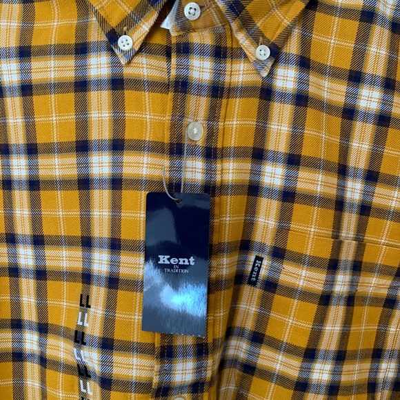NWT Flannel Button Down Shirt - Picture 3 of 4